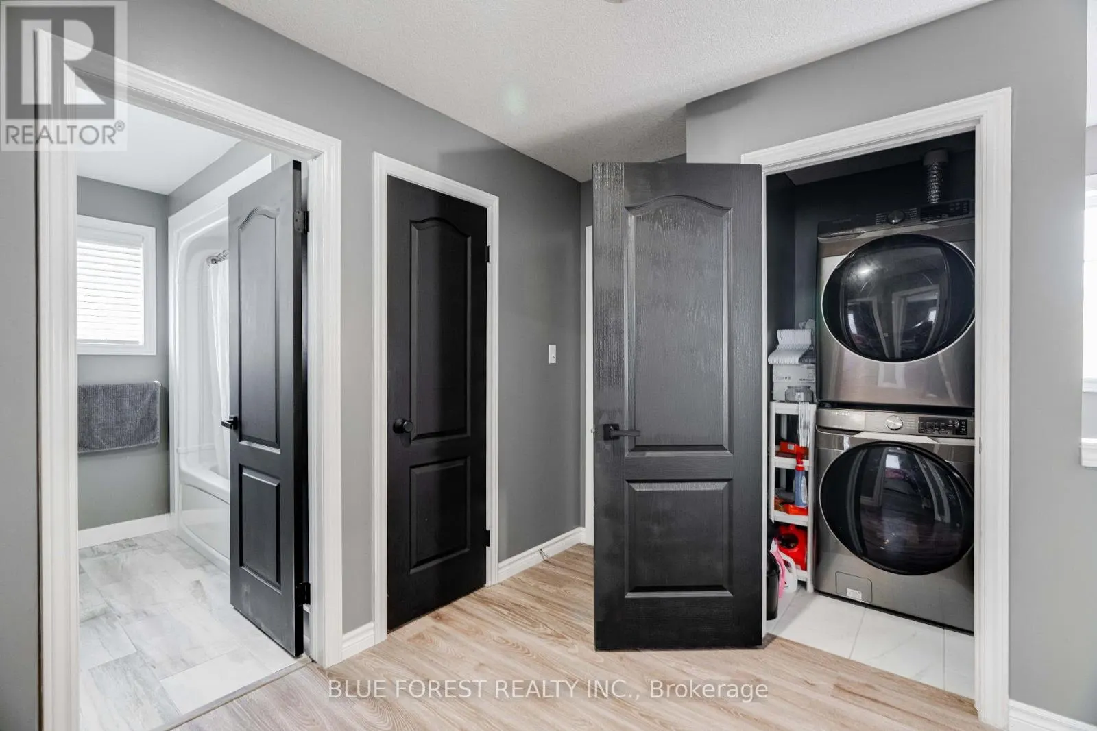 24 PEACH TREE BOULEVARD