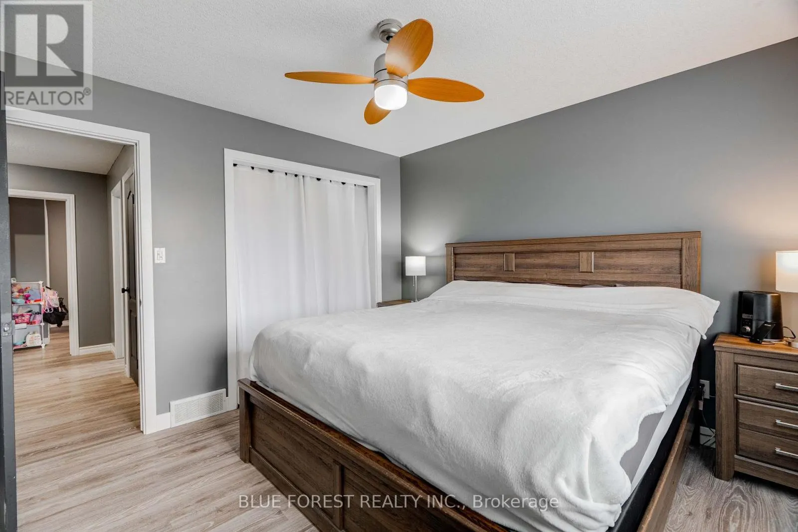 24 PEACH TREE BOULEVARD