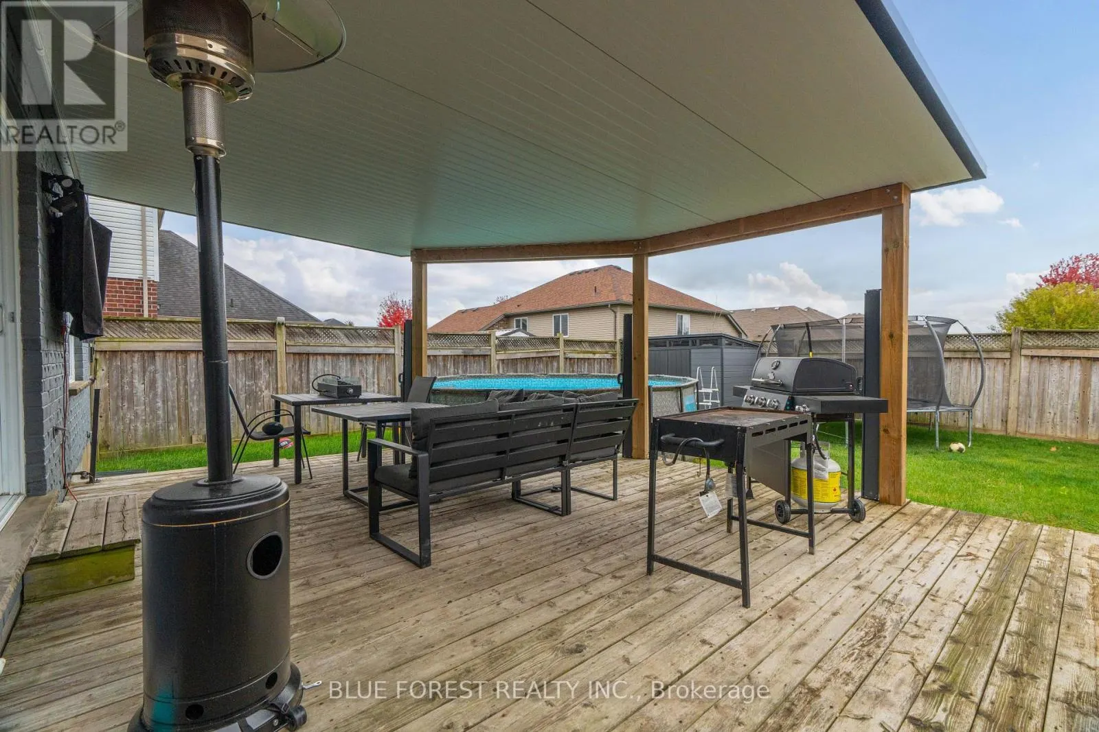 24 PEACH TREE BOULEVARD