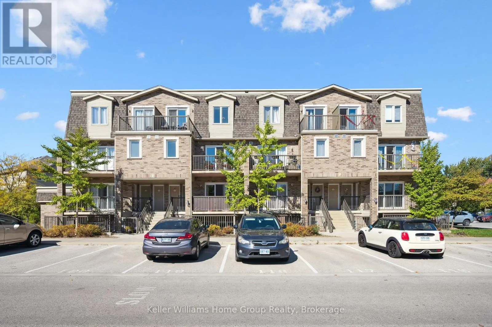 22 - 35 MOUNTFORD DRIVE, #22