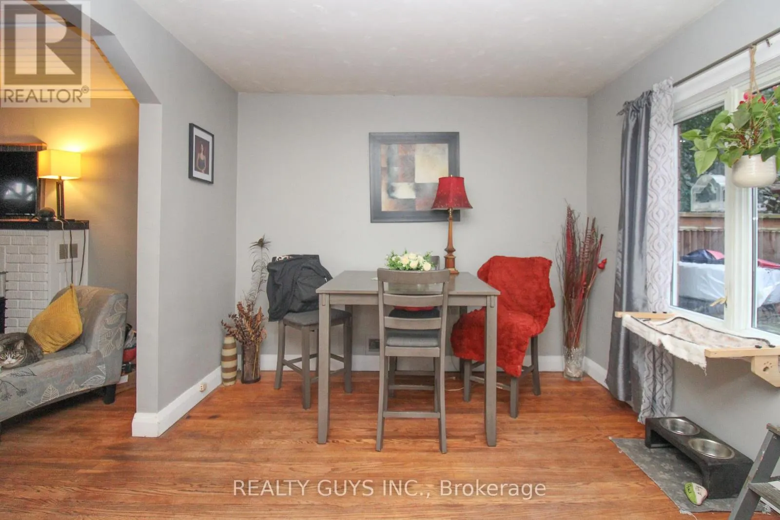 502 WELLINGTON STREET