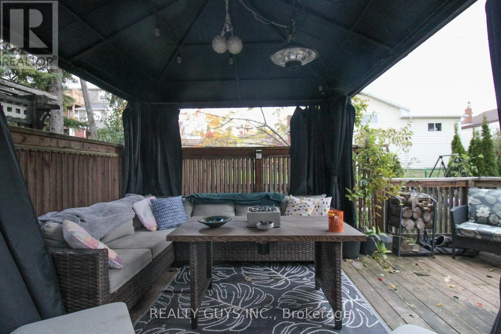 502 WELLINGTON STREET