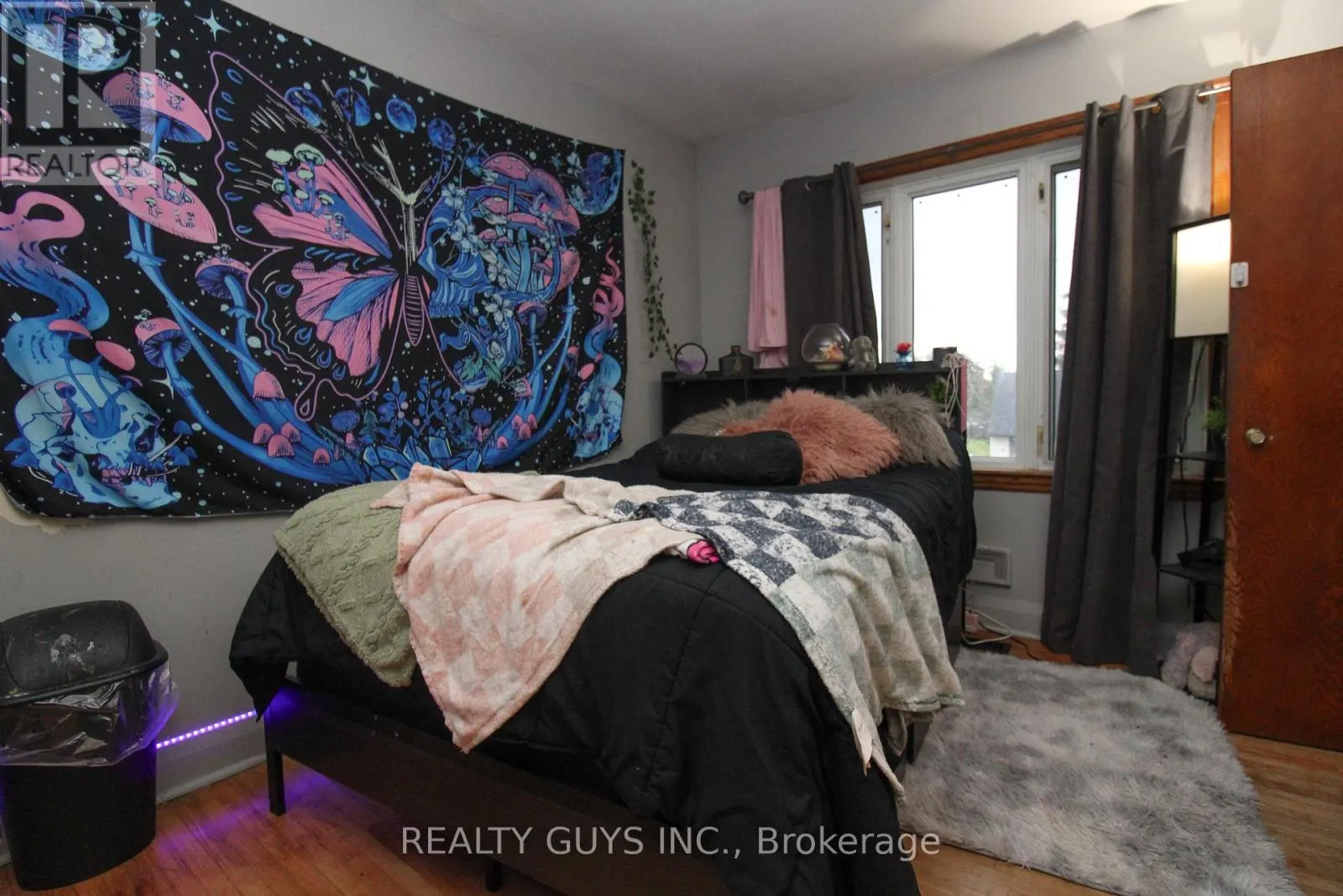 502 WELLINGTON STREET