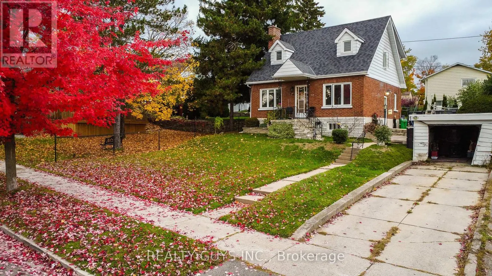 502 WELLINGTON STREET