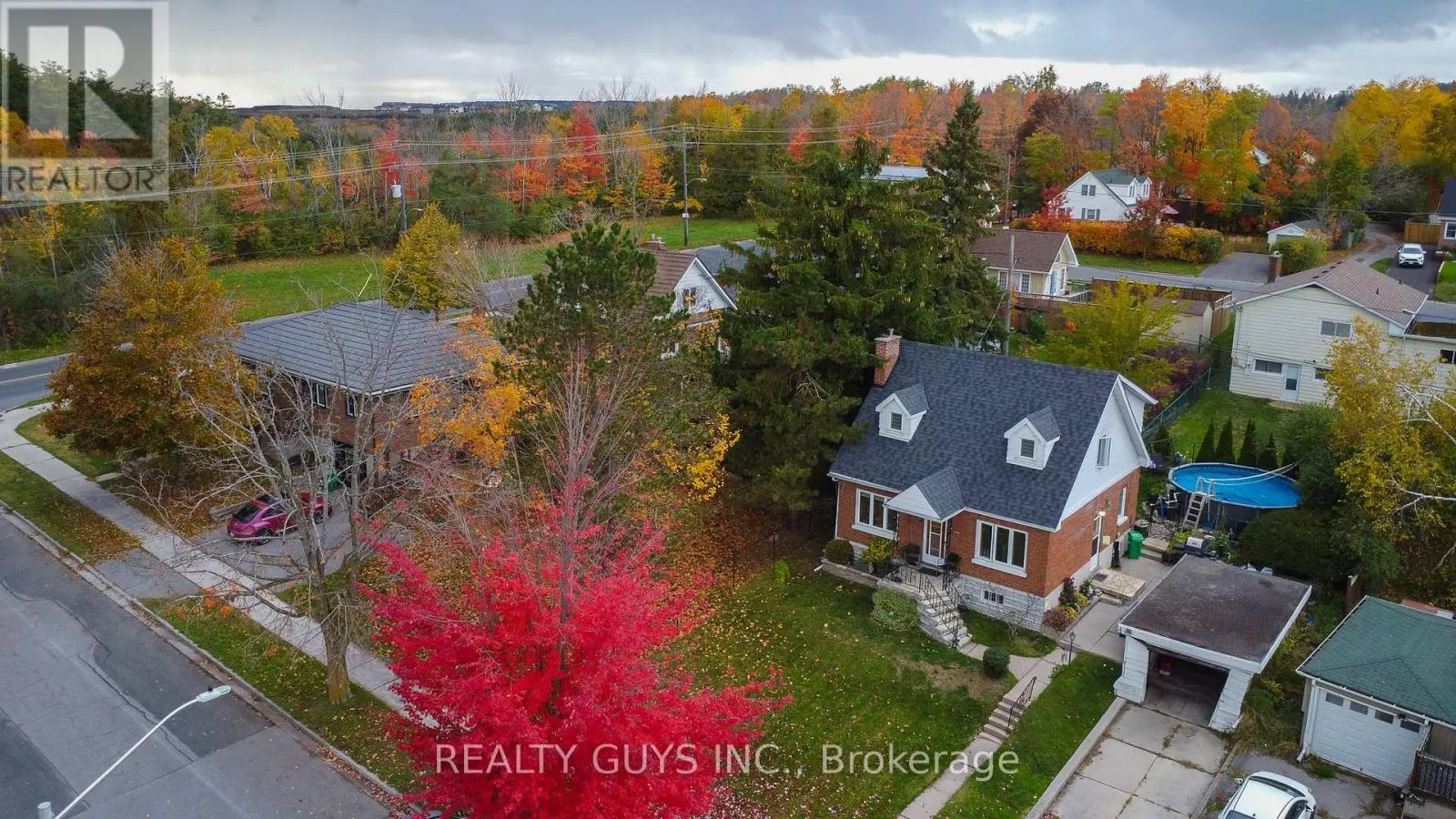 502 WELLINGTON STREET