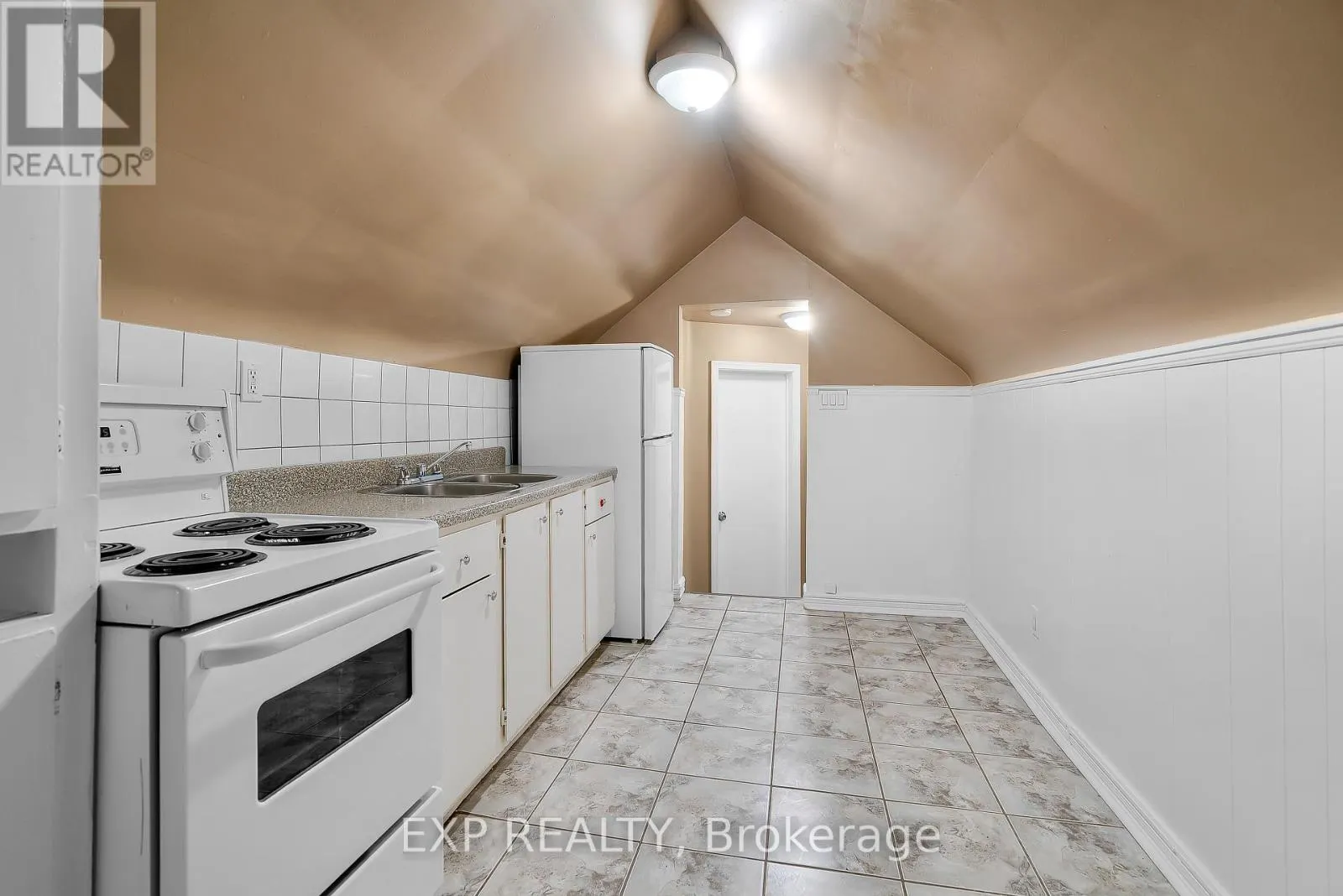 4160 DORCHESTER ROAD