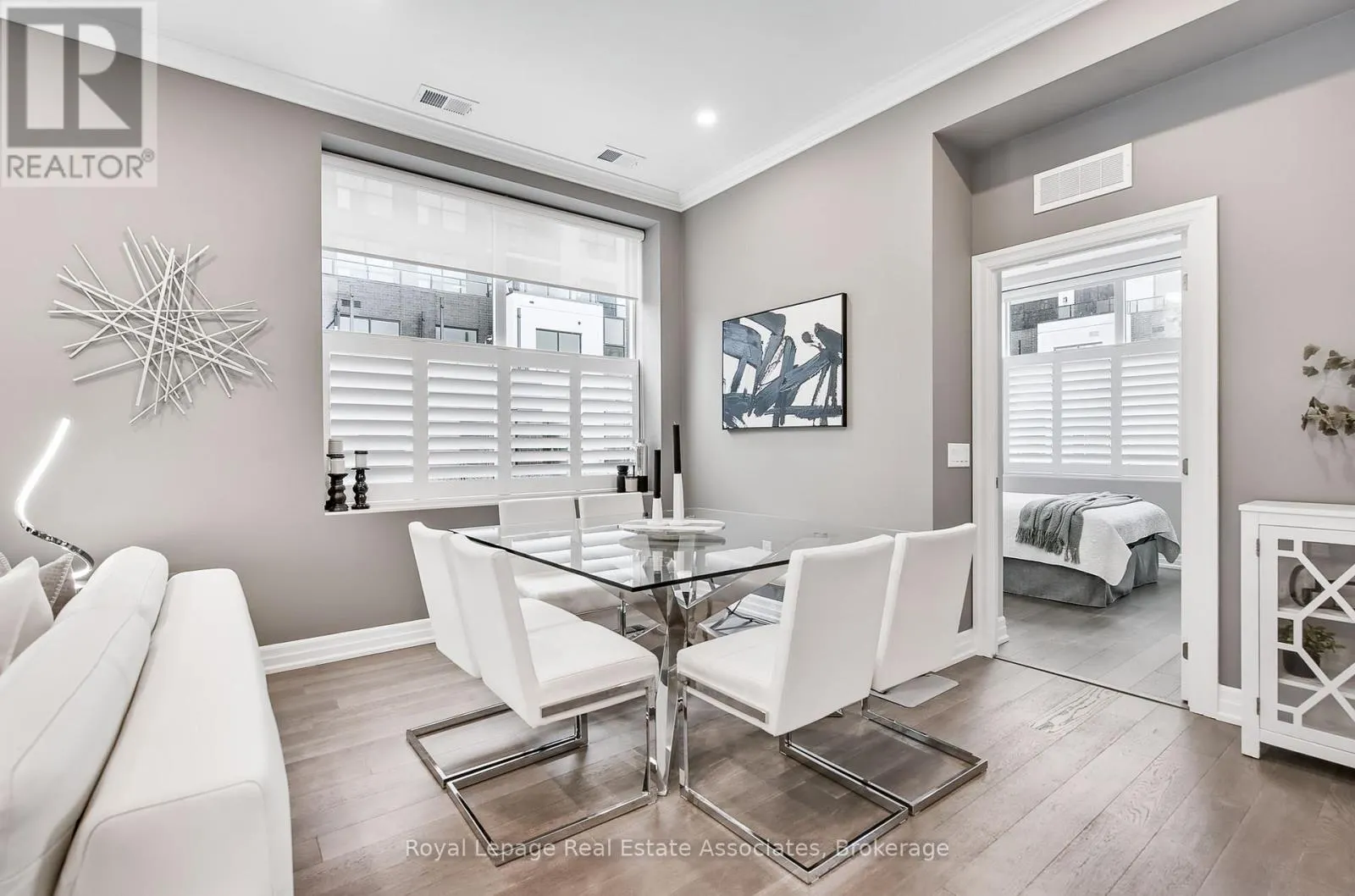 112 - 1880 GORDON STREET