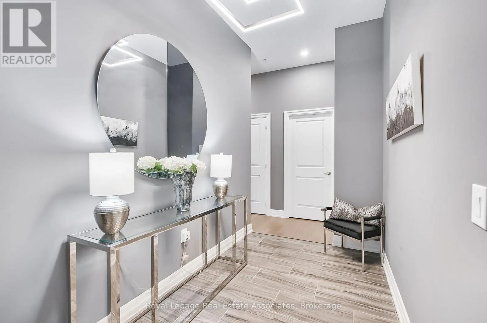 112 - 1880 GORDON STREET