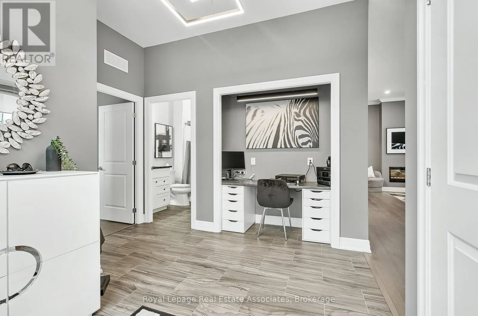 112 - 1880 GORDON STREET