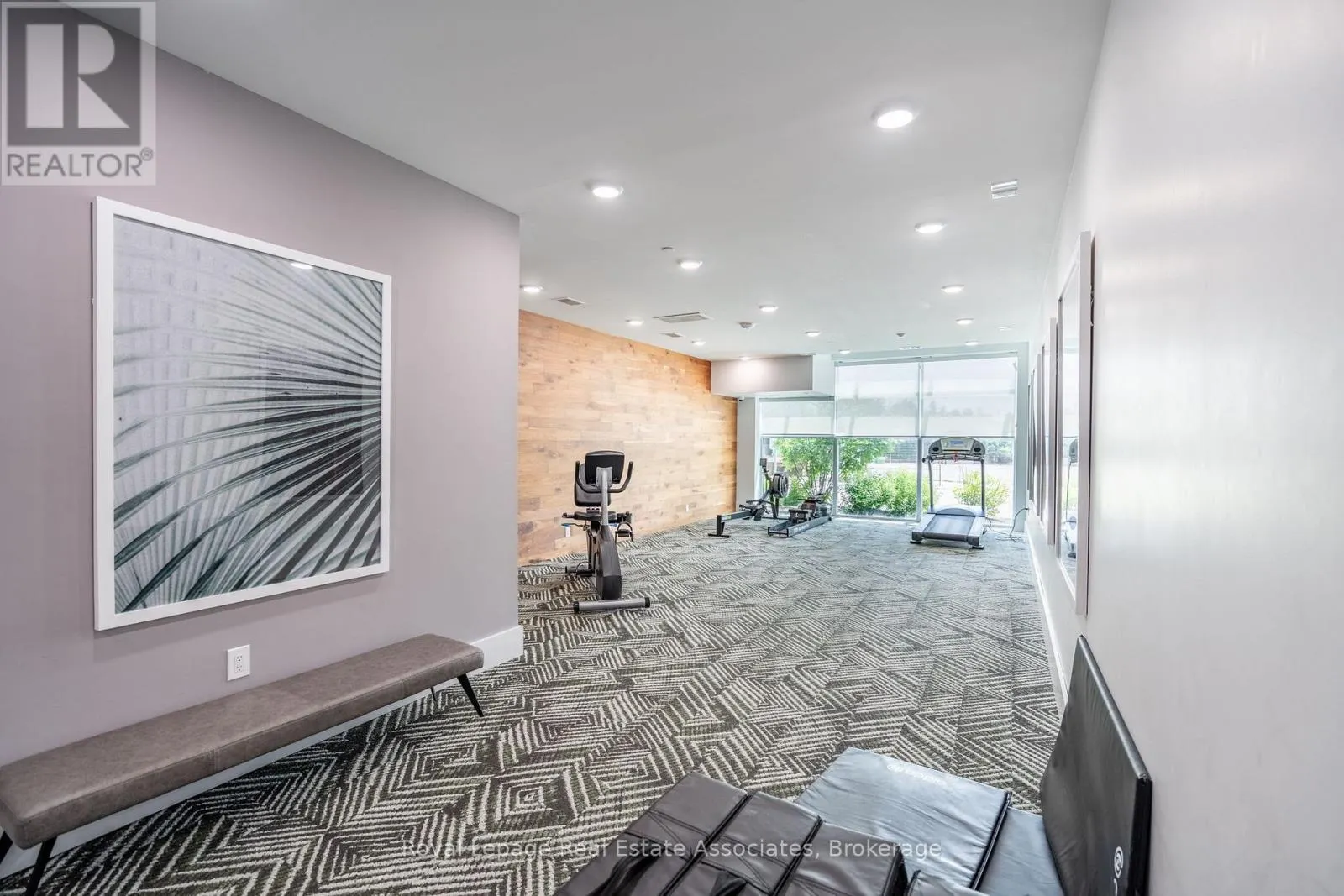 112 - 1880 GORDON STREET