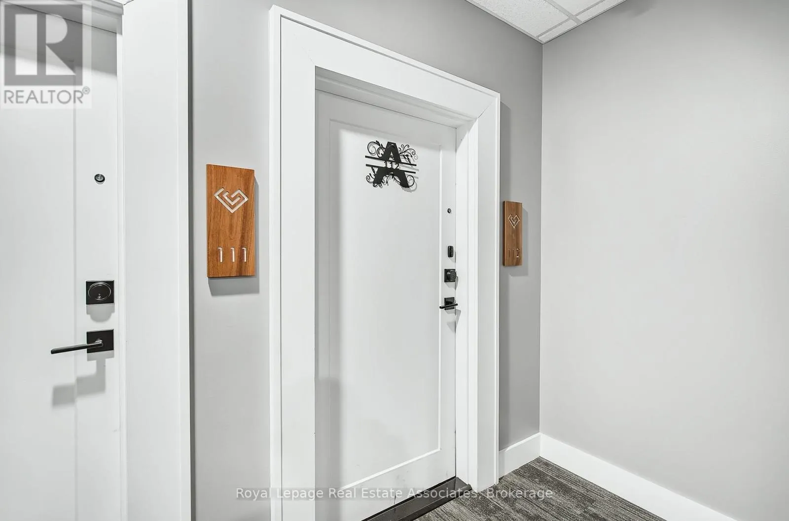 112 - 1880 GORDON STREET