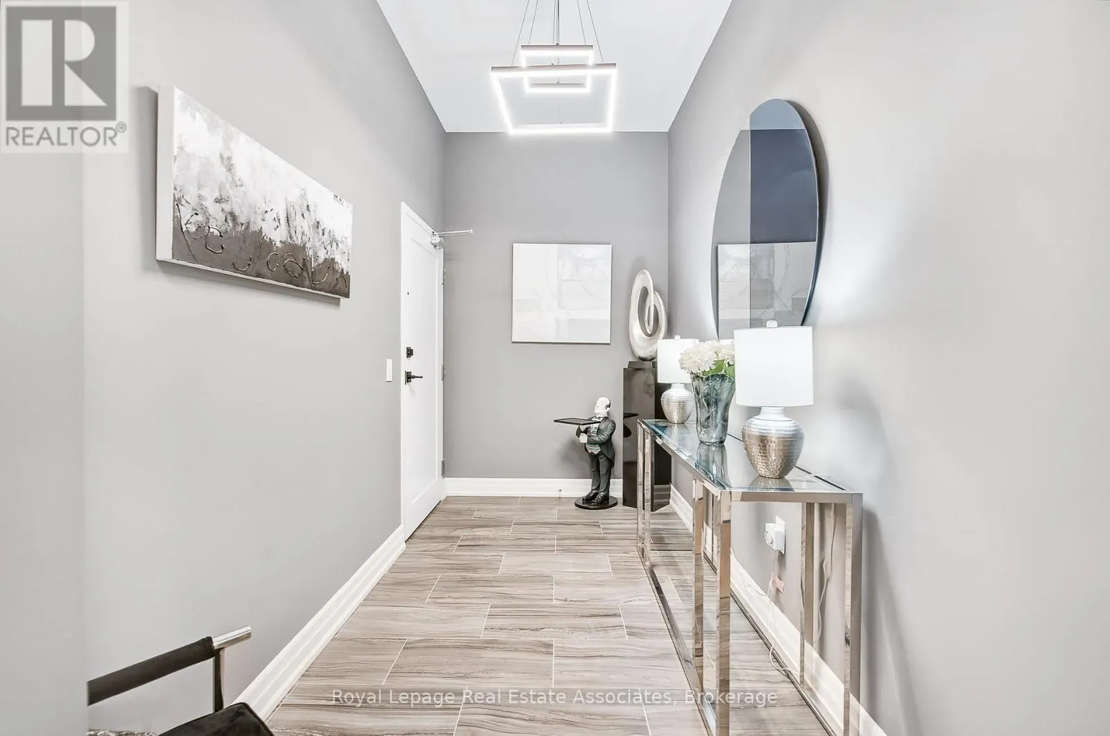 112 - 1880 GORDON STREET