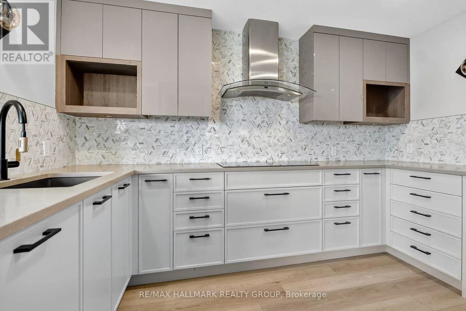 1707 - 3590 RIVERGATE WAY