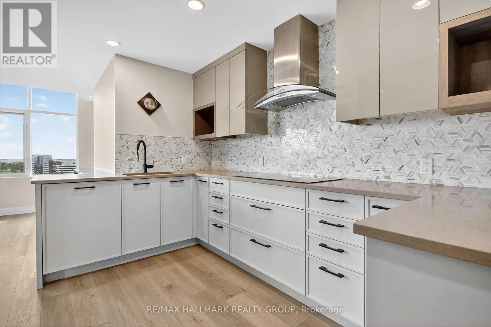 1707 - 3590 RIVERGATE WAY