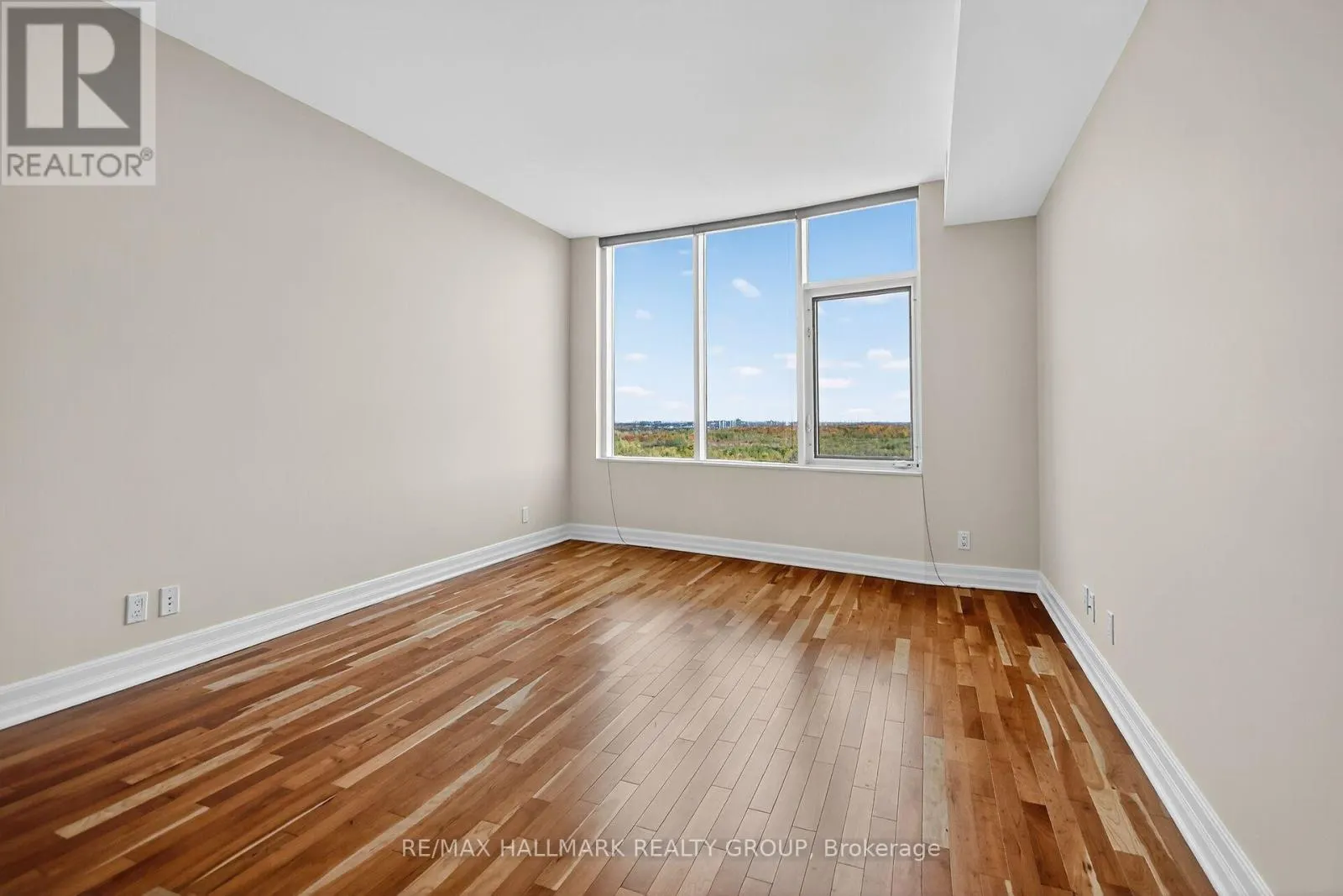 1707 - 3590 RIVERGATE WAY