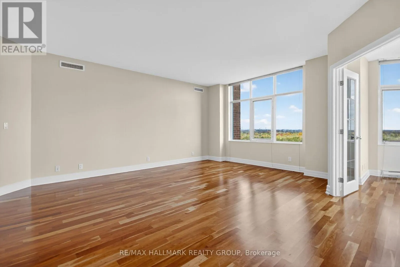 1707 - 3590 RIVERGATE WAY