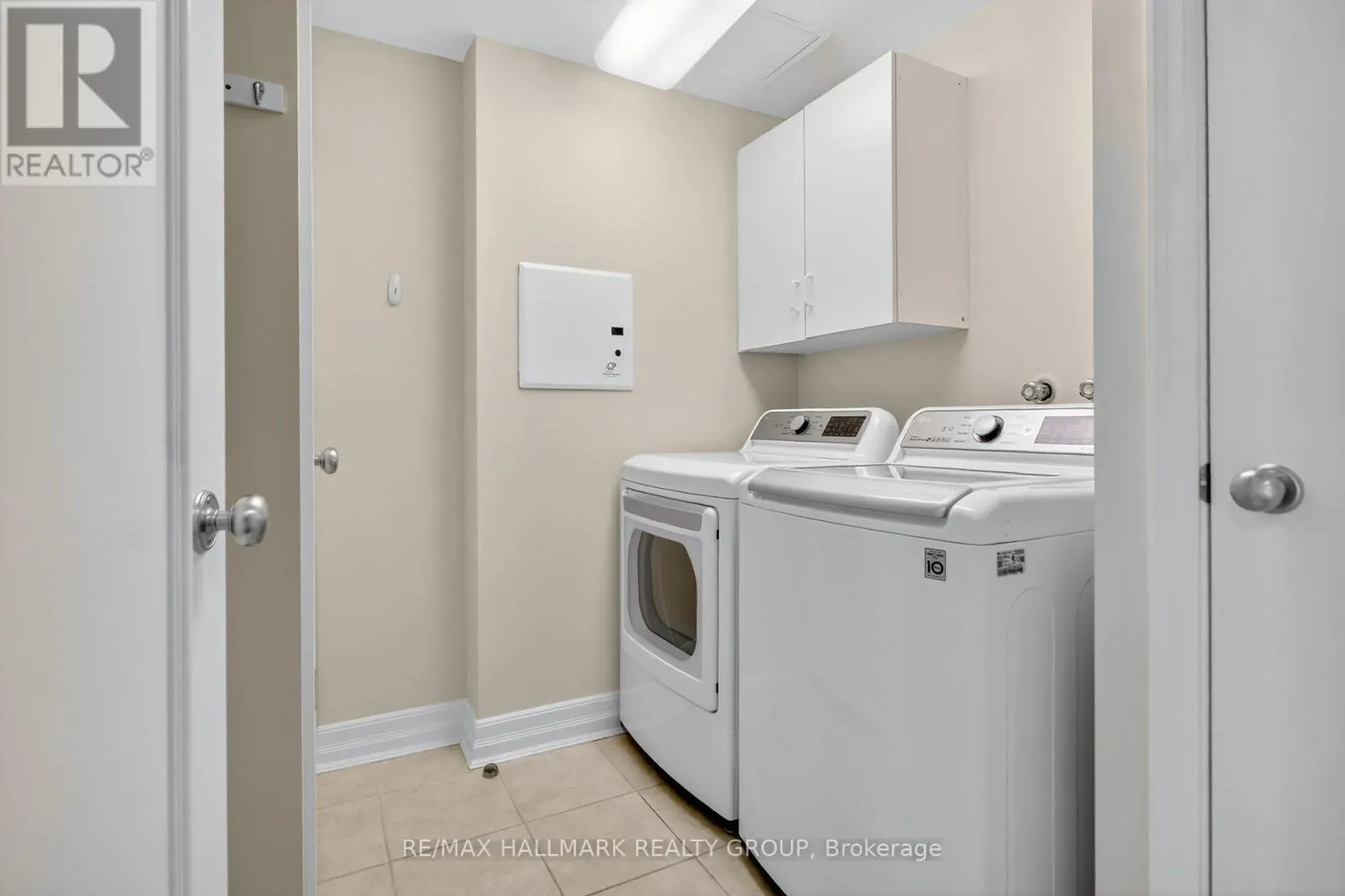 1707 - 3590 RIVERGATE WAY