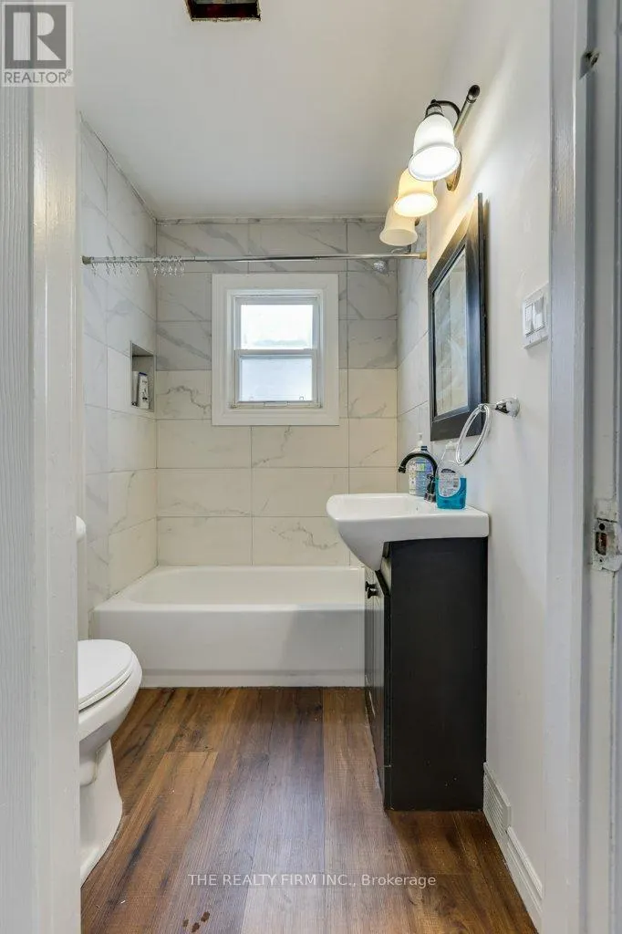 520 HIGHBURY AVENUE N