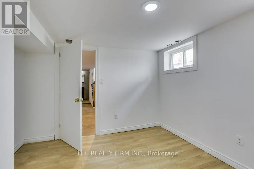 520 HIGHBURY AVENUE N