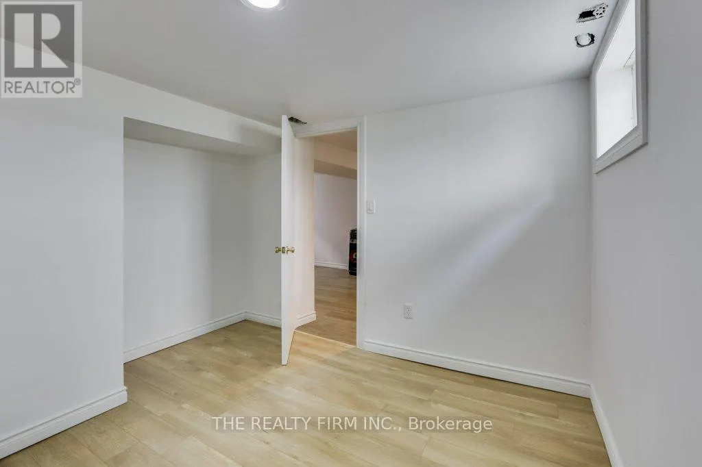 520 HIGHBURY AVENUE N