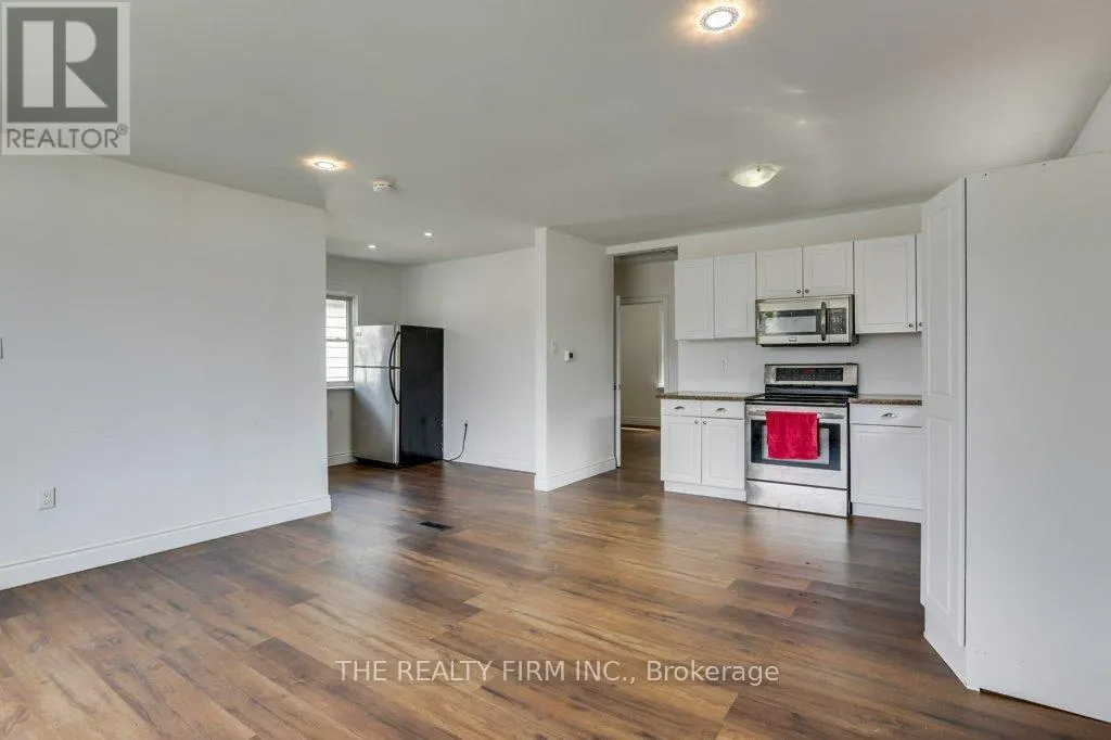 520 HIGHBURY AVENUE N