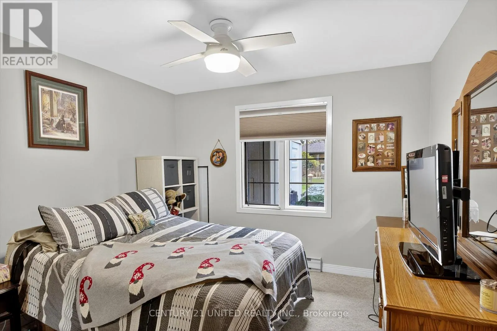 8 - 635 WHITAKER STREET, #8