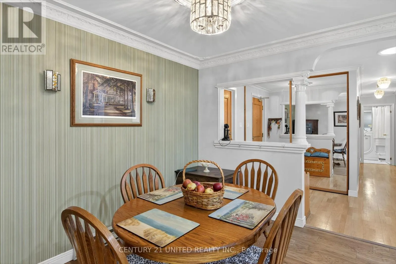 8 - 635 WHITAKER STREET, #8