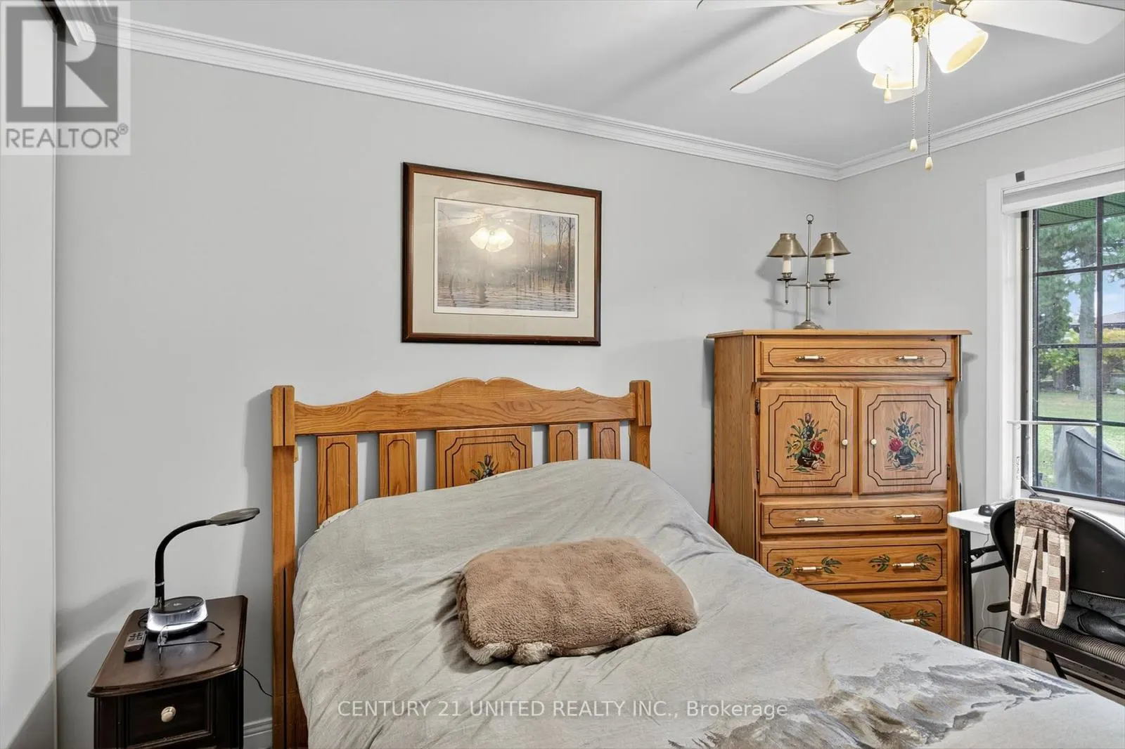 8 - 635 WHITAKER STREET, #8