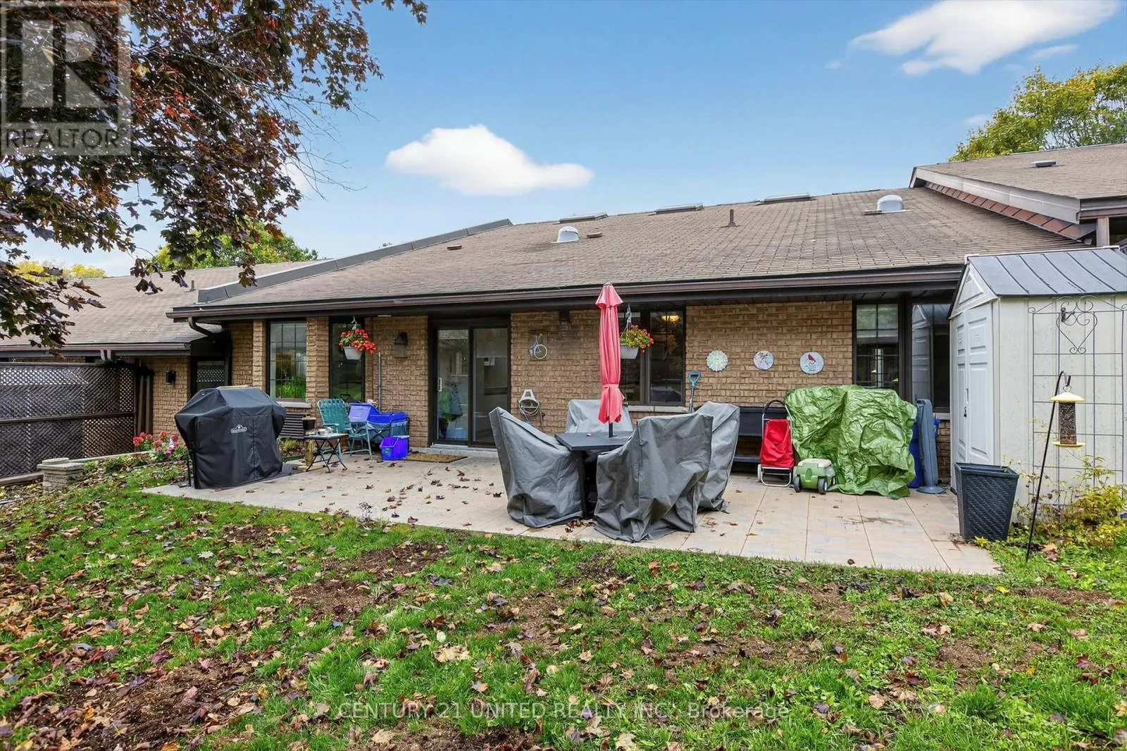 8 - 635 WHITAKER STREET, #8