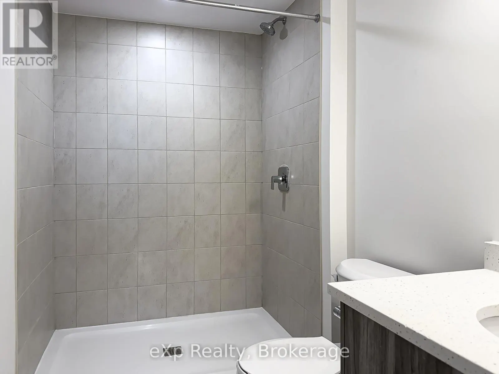 LOWER - 347 CANADA PLUM STREET, #Lower