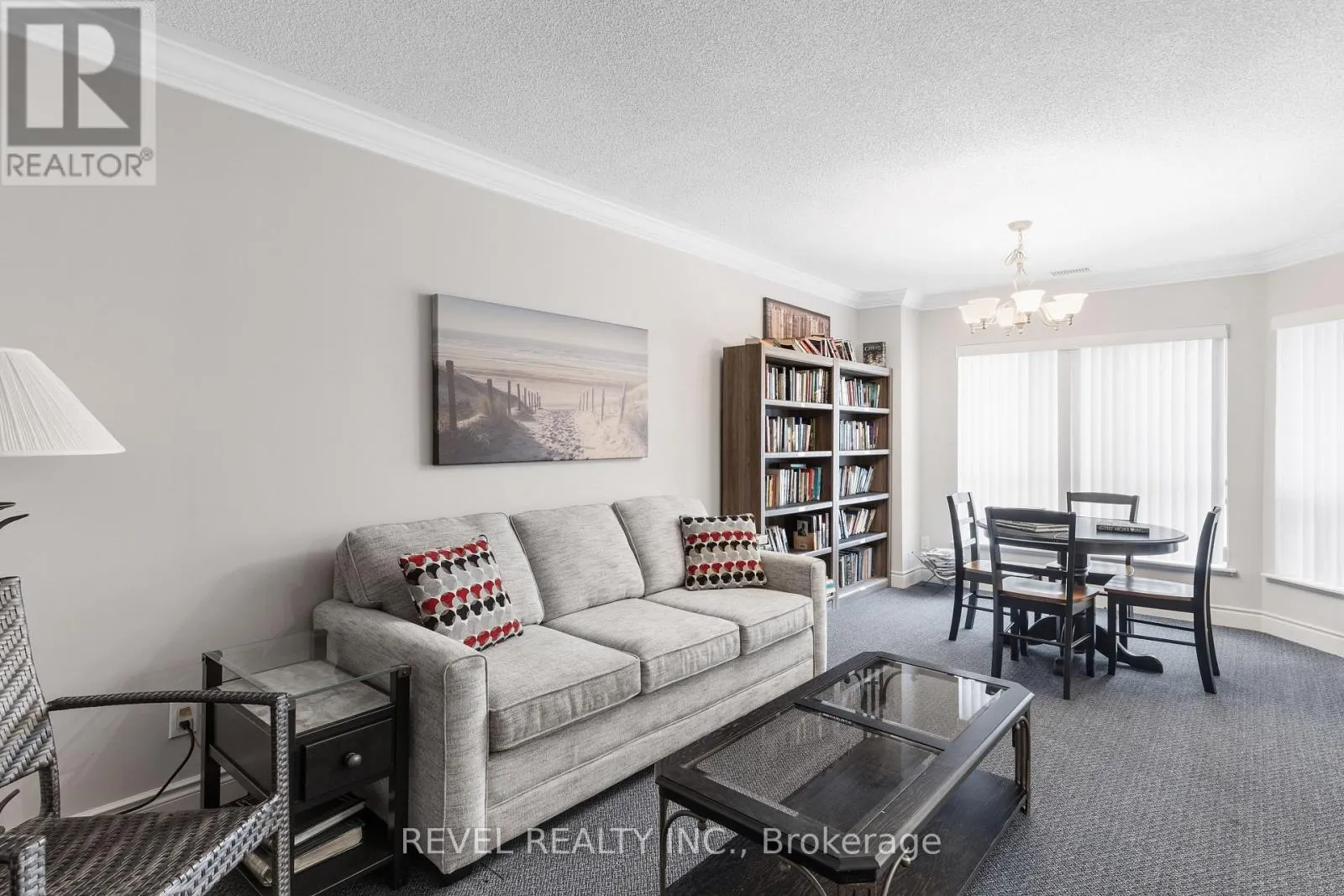 306 - 3 HERITAGE WAY, #306