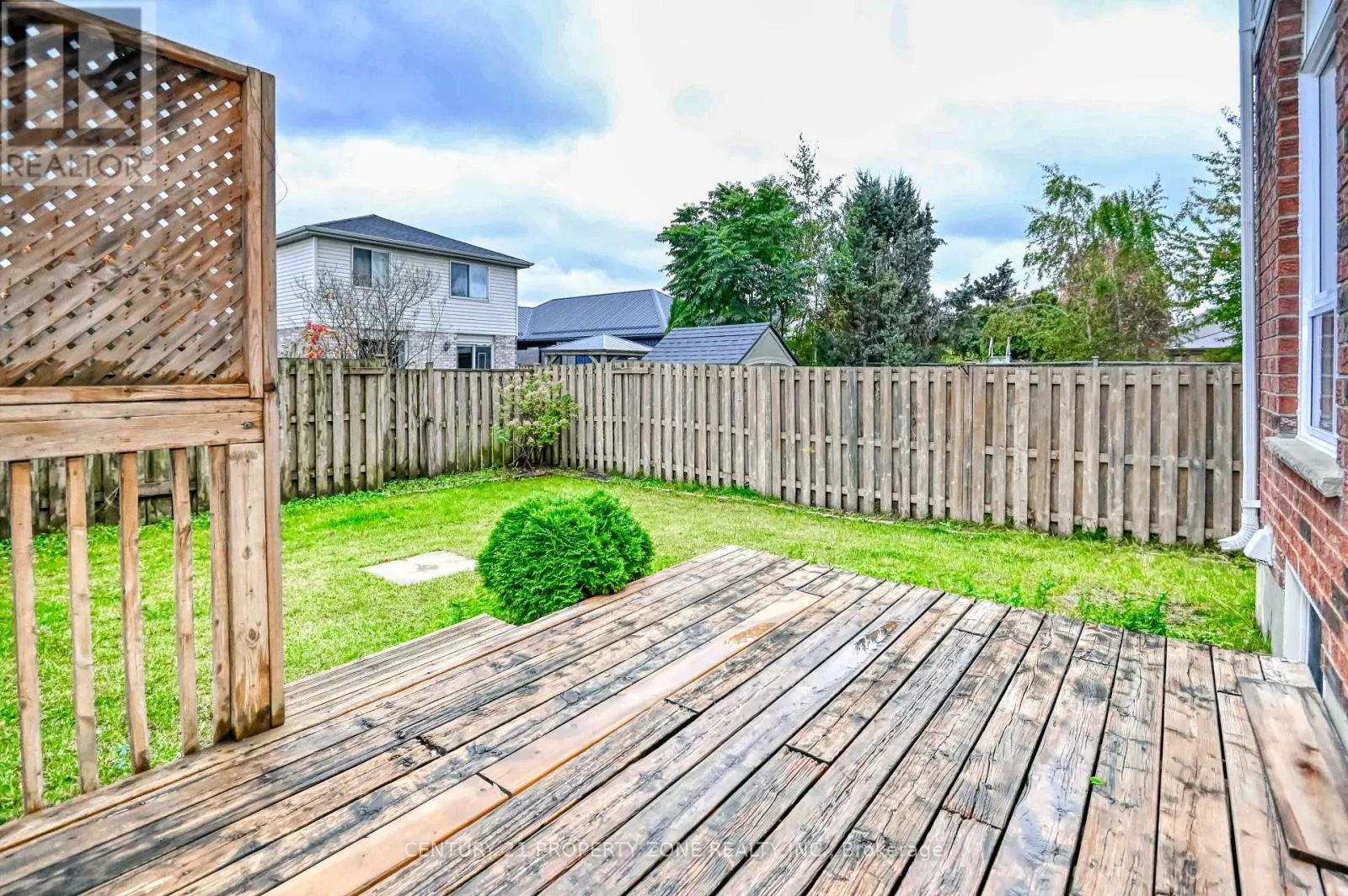 423 OLD NEWBURY LANE