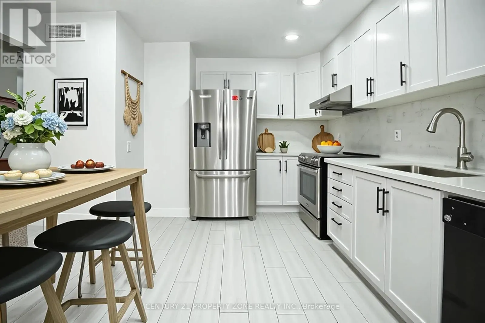 423 OLD NEWBURY LANE