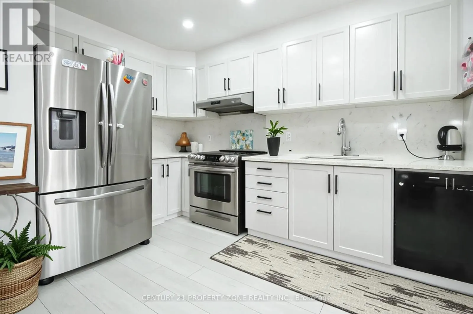 423 OLD NEWBURY LANE