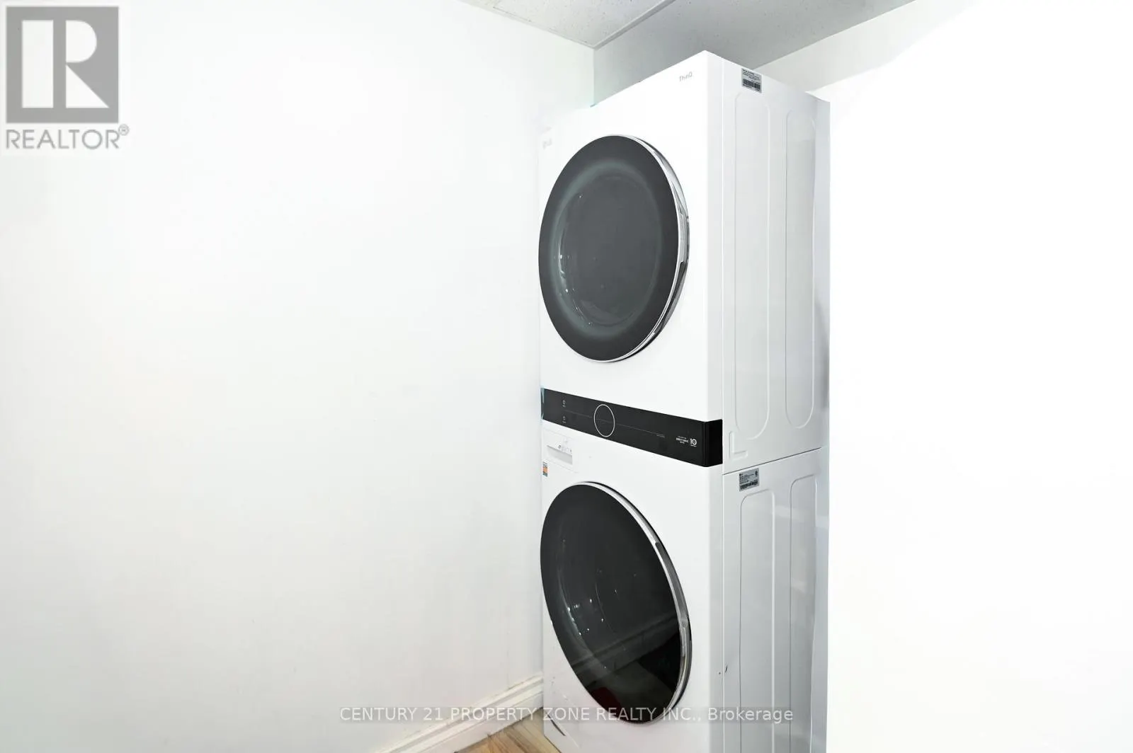 423 OLD NEWBURY LANE