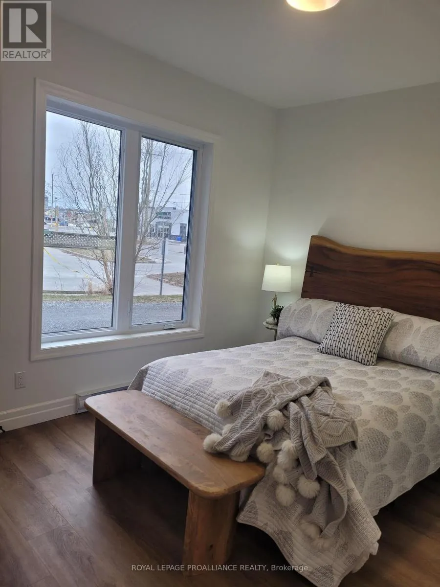 1 - 15 BAY STREET, #1