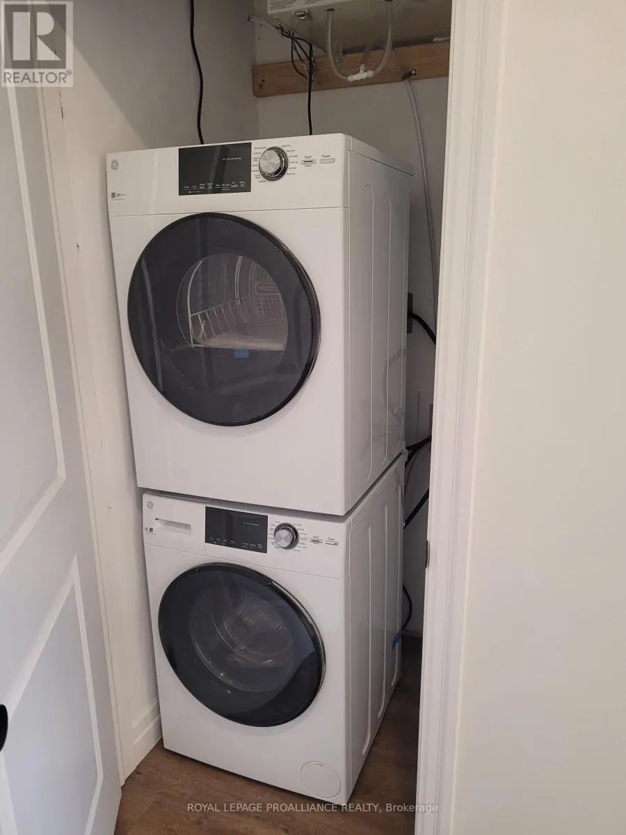 1 - 15 BAY STREET, #1