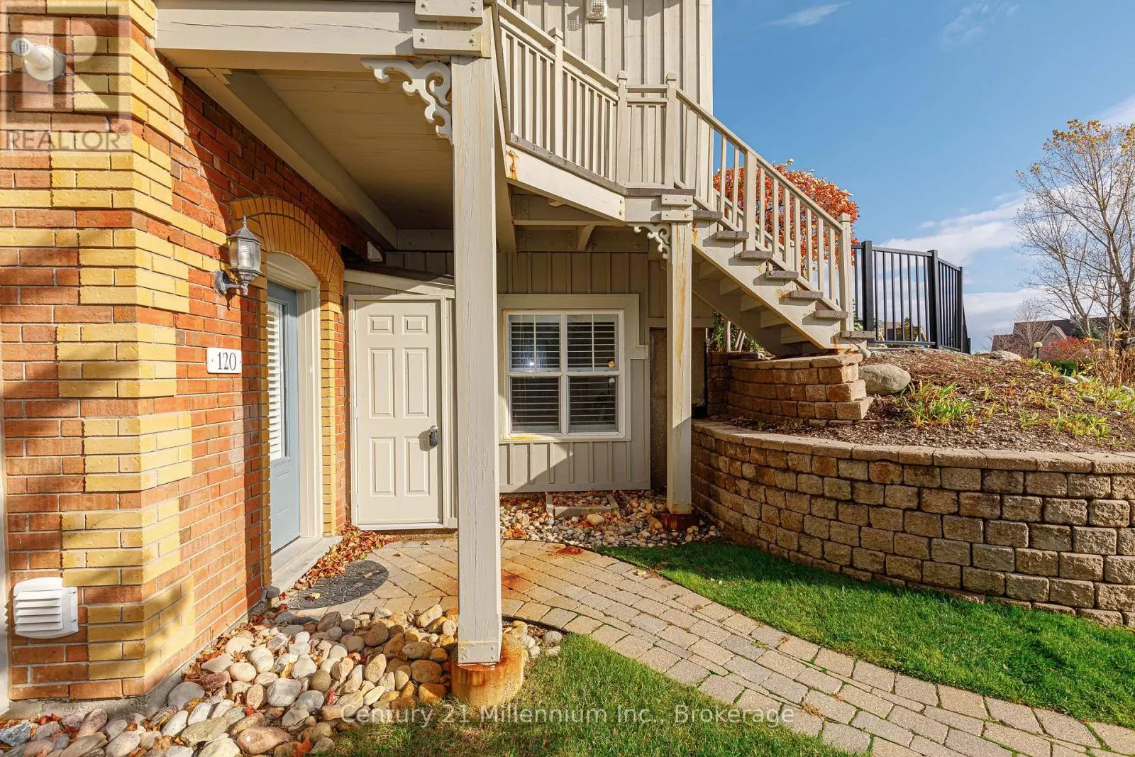 120 - 184 SNOWBRIDGE WAY, #120