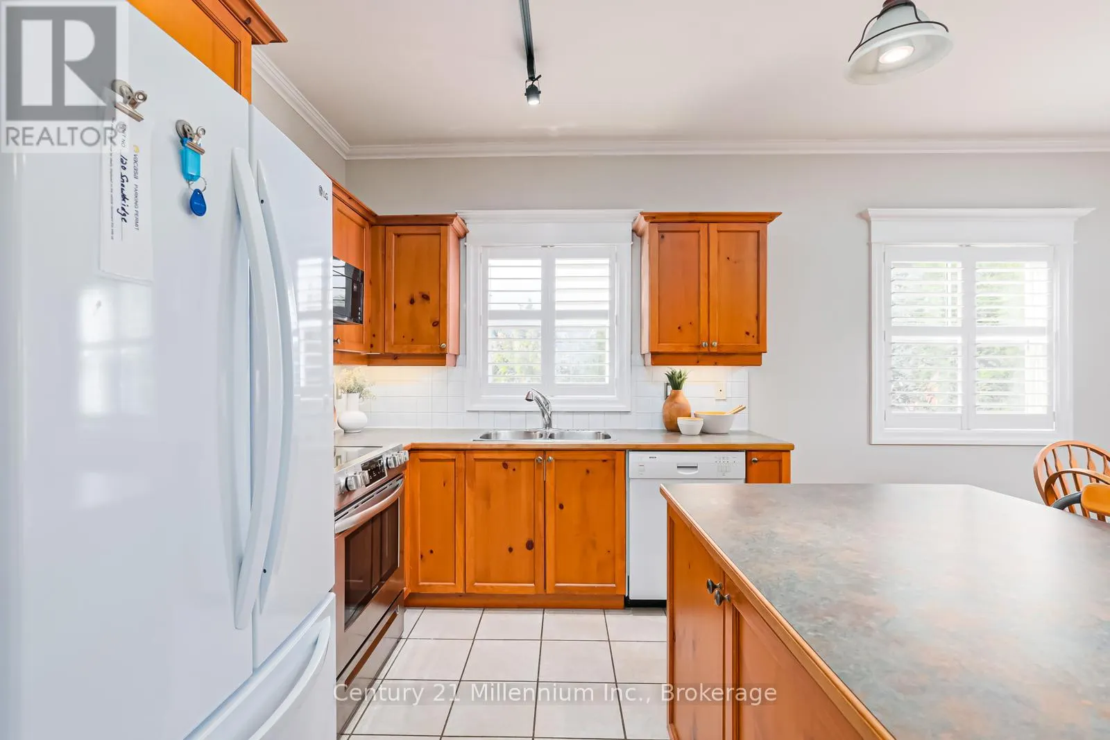 120 - 184 SNOWBRIDGE WAY, #120