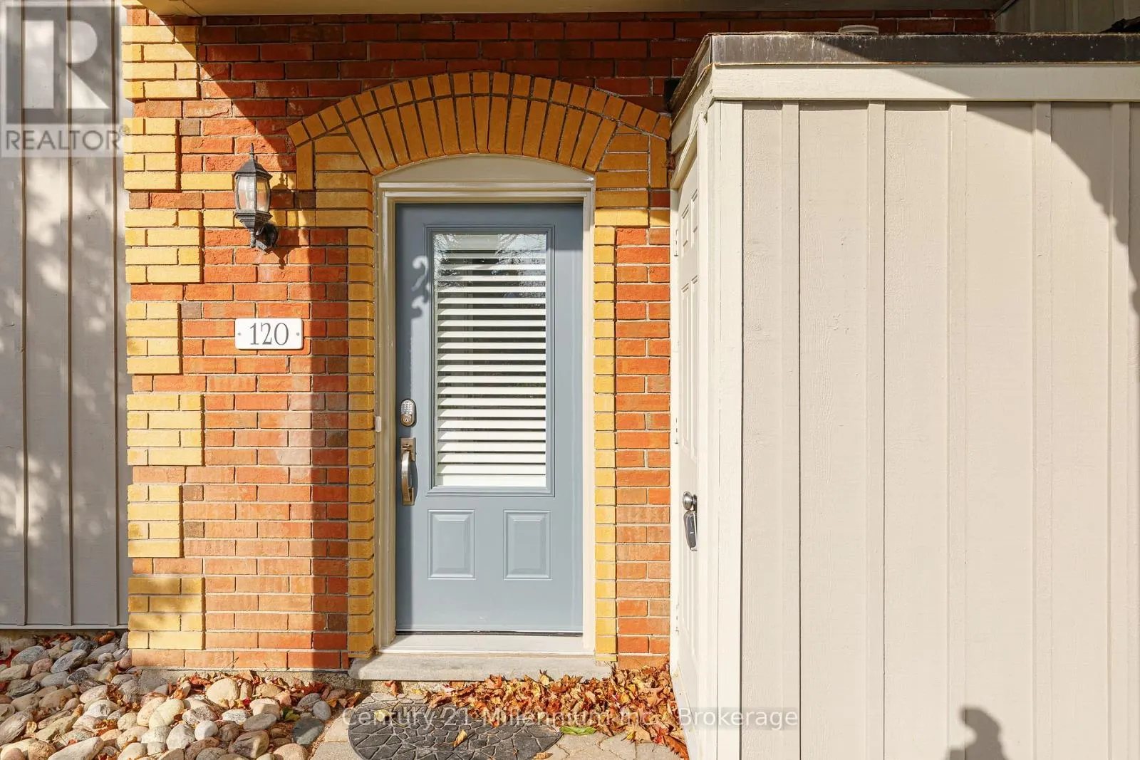 120 - 184 SNOWBRIDGE WAY, #120