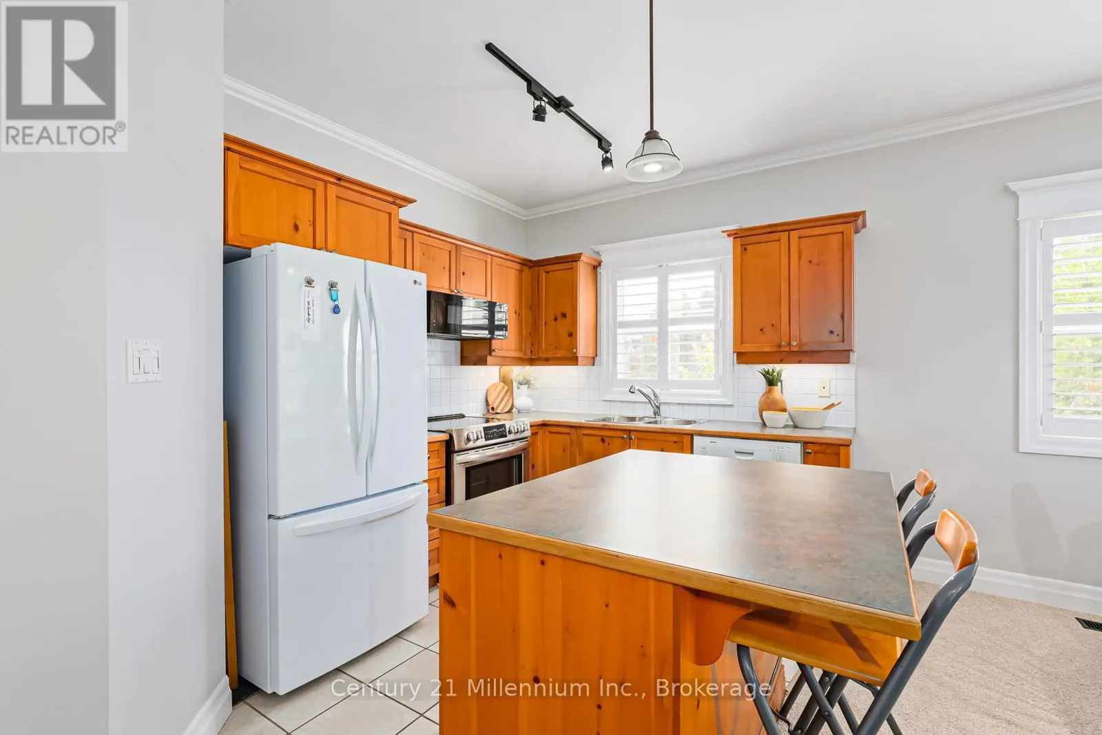 120 - 184 SNOWBRIDGE WAY, #120