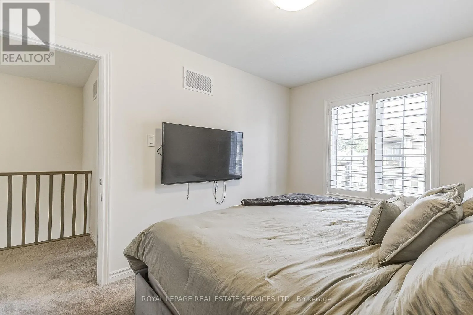 14 - 305 GARNER ROAD W