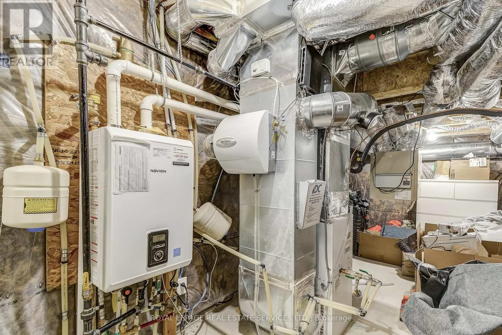 14 - 305 GARNER ROAD W