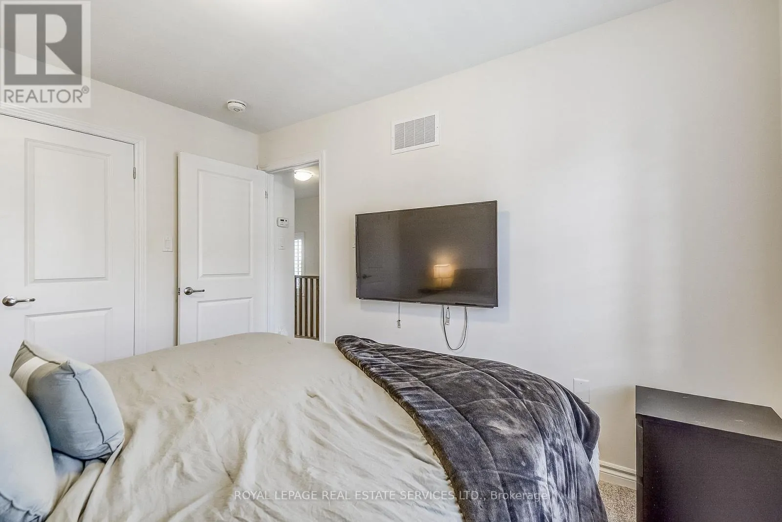 14 - 305 GARNER ROAD W