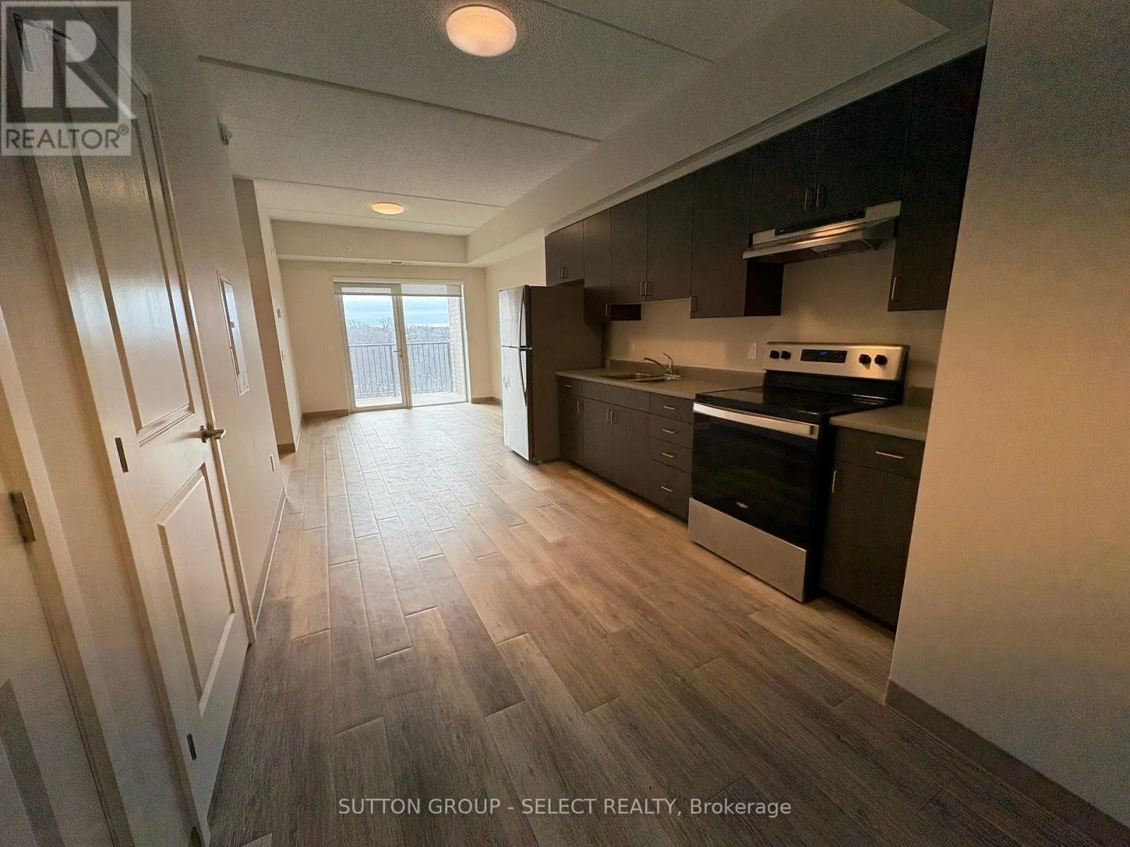 703 - 99 POND MILLS ROAD, #703