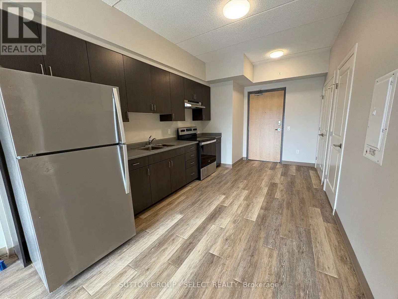 703 - 99 POND MILLS ROAD, #703