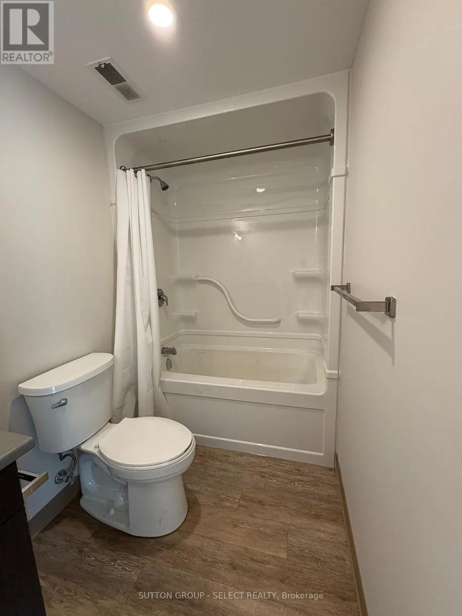 703 - 99 POND MILLS ROAD, #703