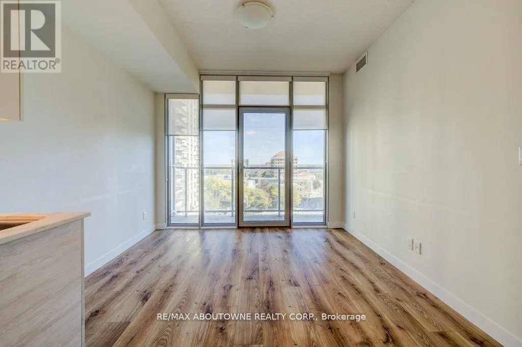 903 - 60 FREDERICK STREET