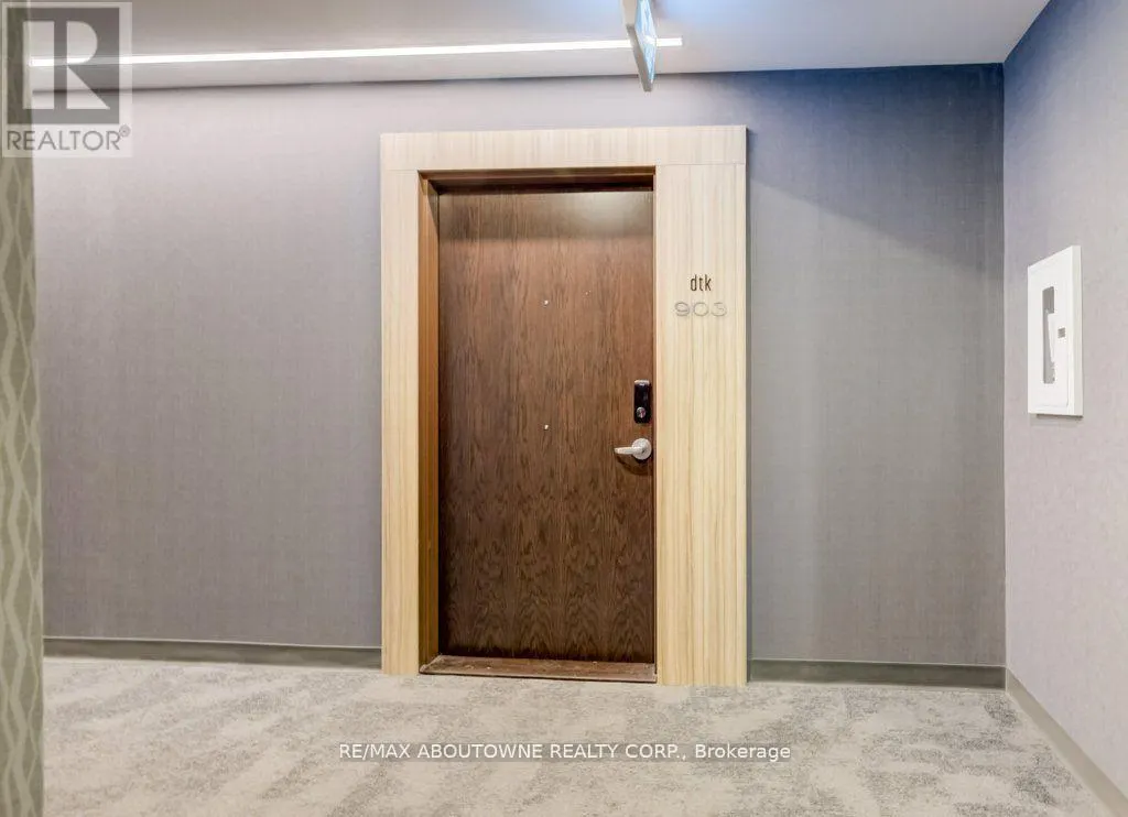 903 - 60 FREDERICK STREET