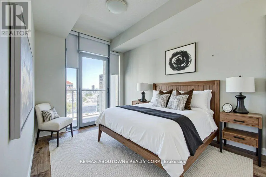 903 - 60 FREDERICK STREET